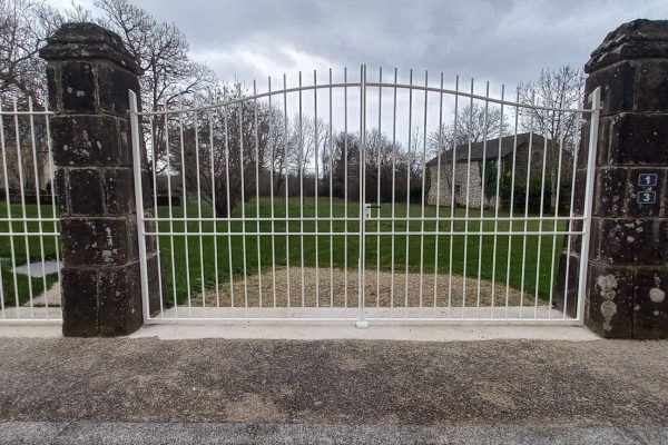 portail 9-creation-metallique-pellat